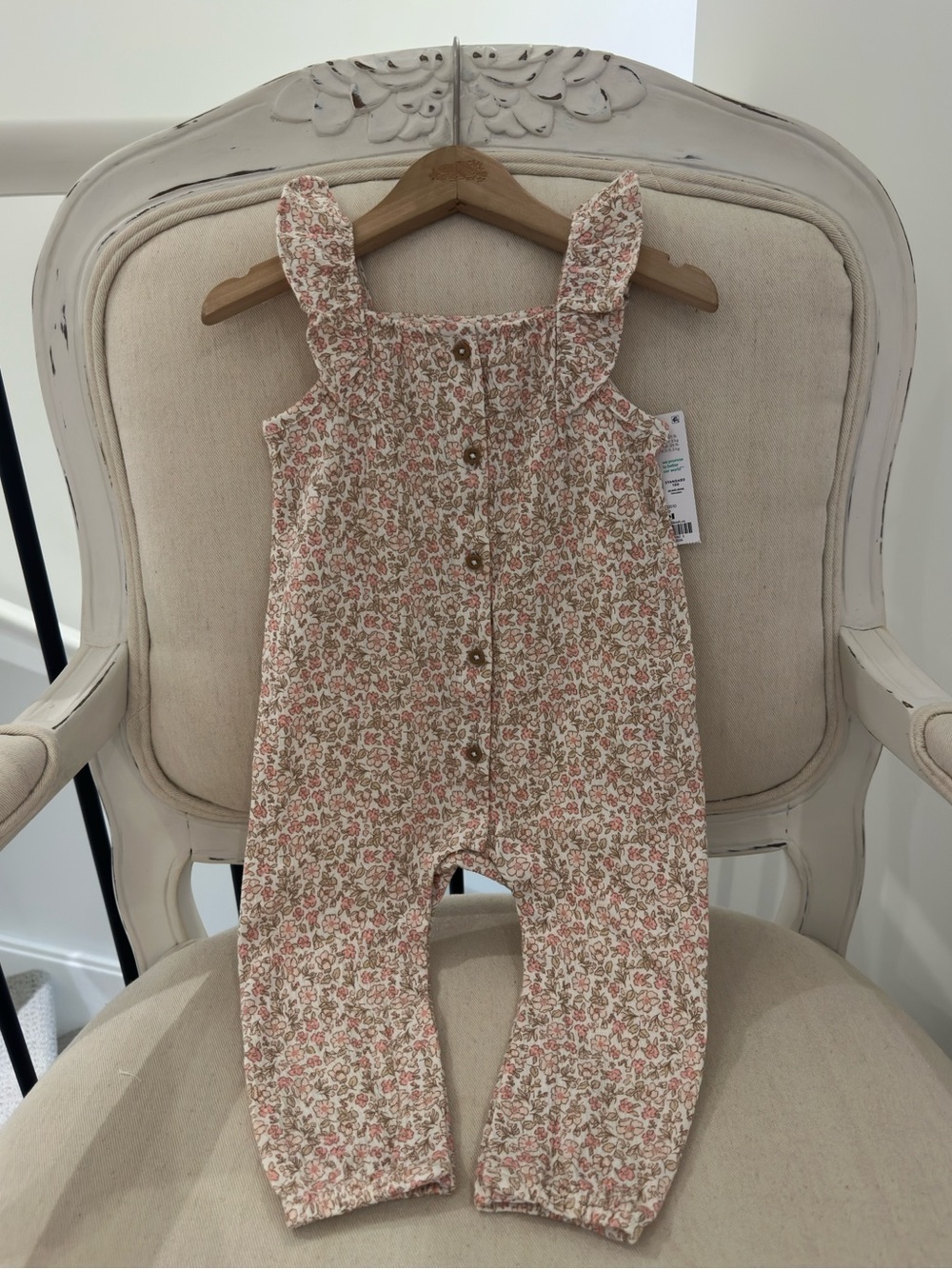 🦢 12 Mth Floral Ruffled Button-Front Baby Romper in Cream & Pink NWT
